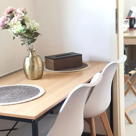 7'4 - Proche Frontiere De Bale Apartman